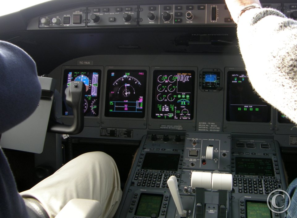 Cockpit LW Challenger